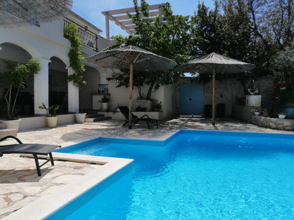 Didovi Dvori Apartment Бибине Екстериор снимка