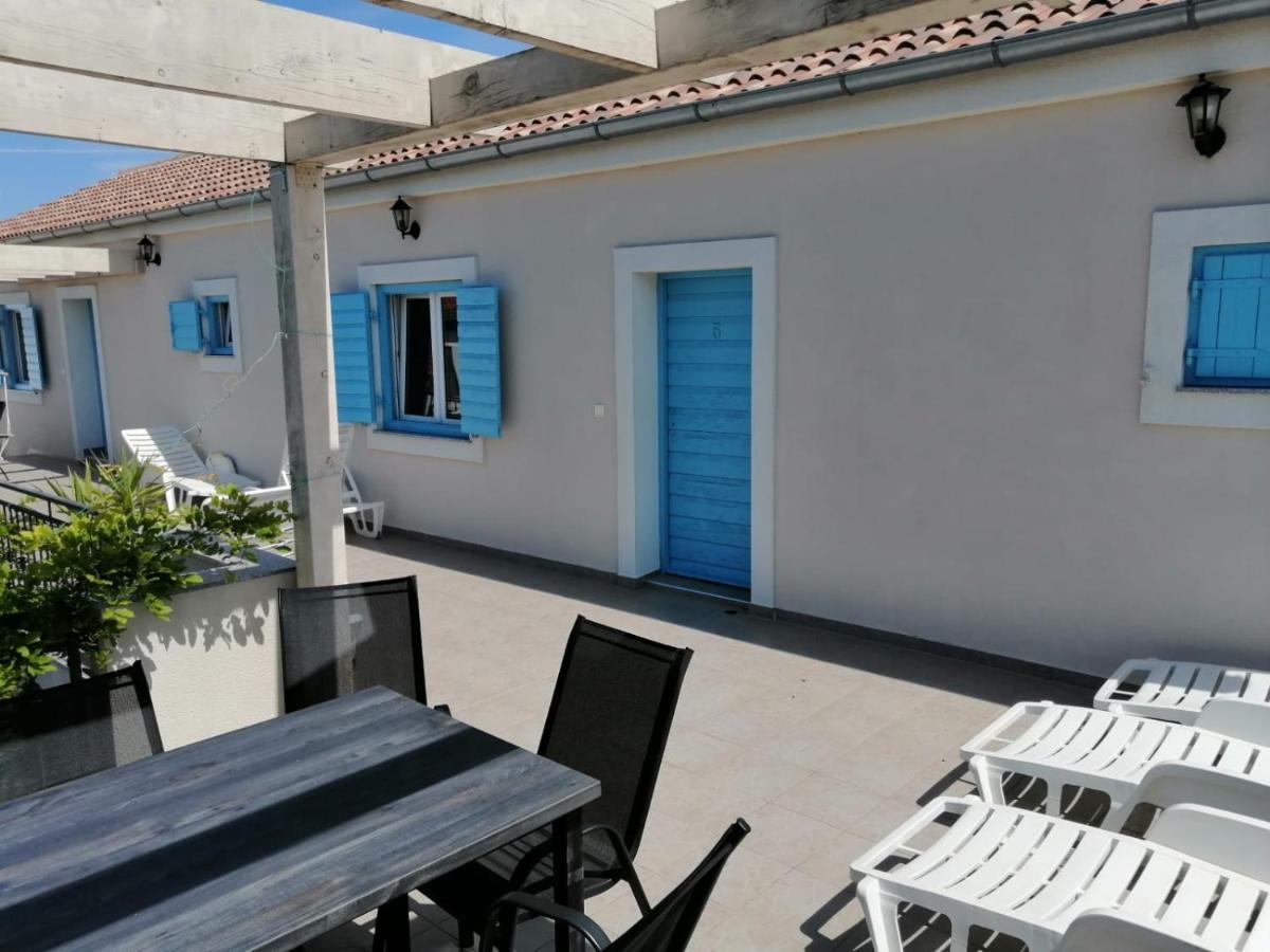 Didovi Dvori Apartment Бибине Екстериор снимка
