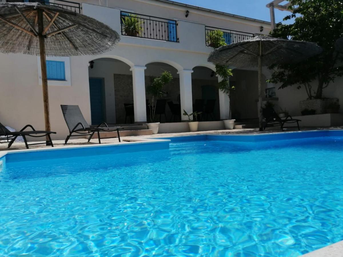 Didovi Dvori Apartment Бибине Екстериор снимка