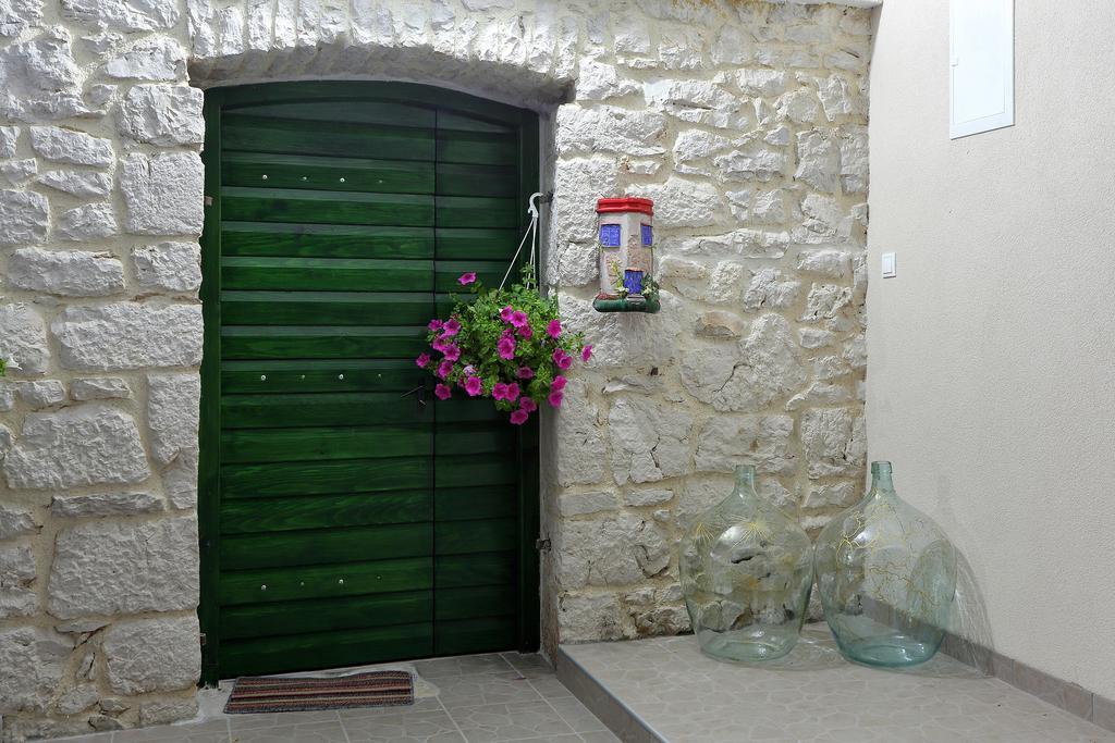 Didovi Dvori Apartment Бибине Стая снимка