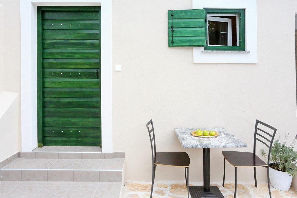 Didovi Dvori Apartment Бибине Стая снимка