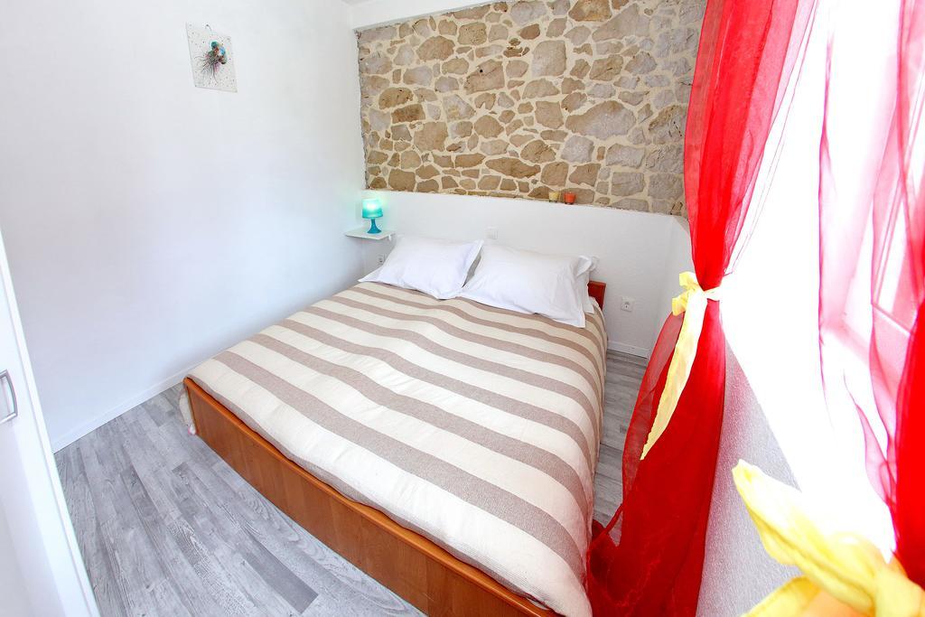 Didovi Dvori Apartment Бибине Стая снимка